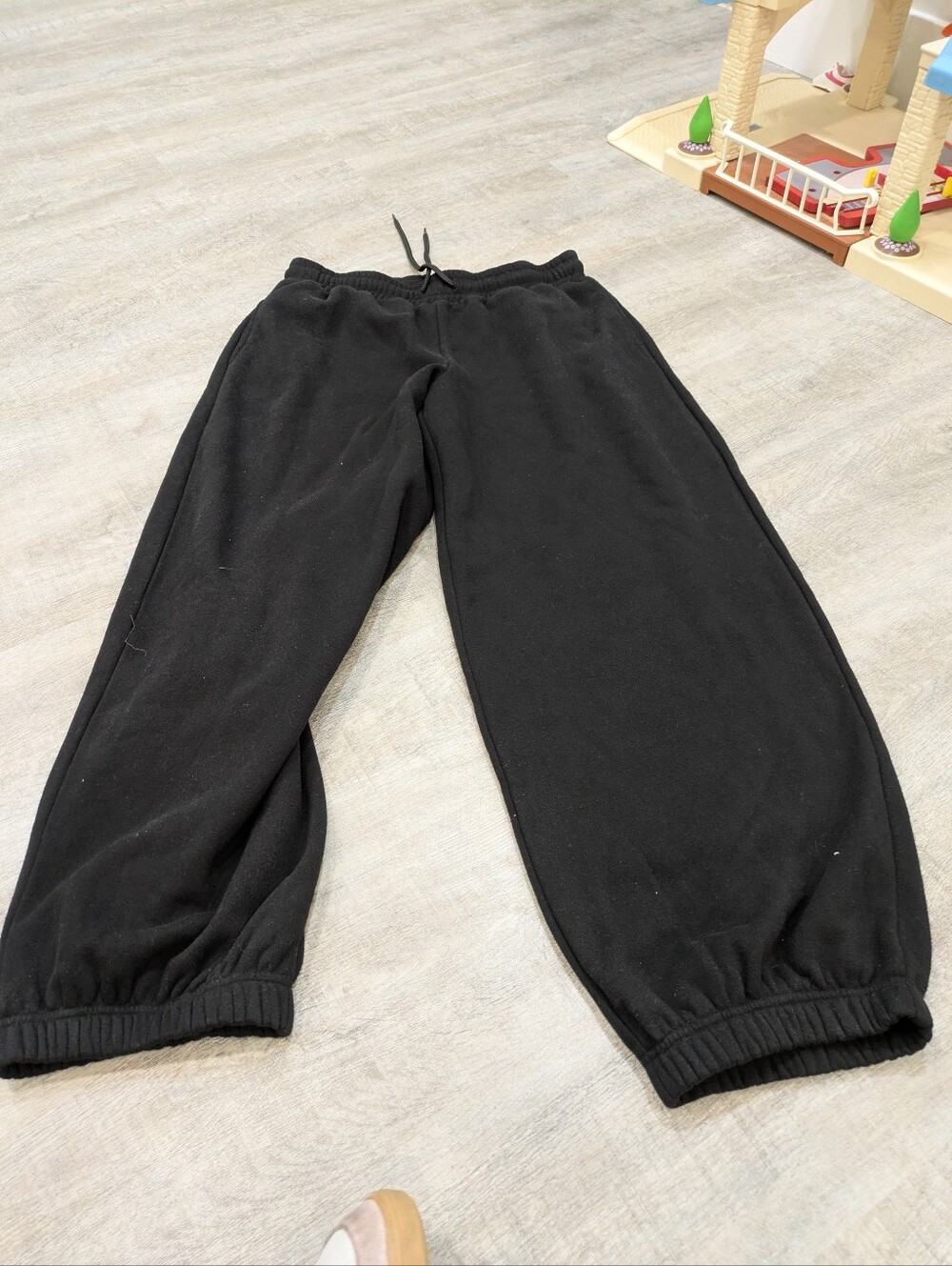 New! Urban Rebel Black Sweatpants Size M